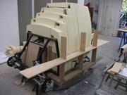 Preparation of a setting plate as a reference level according to the body with a cruved reference of the body at that height. (2)